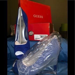 Guess Addison9 in Medium Blue Fabric